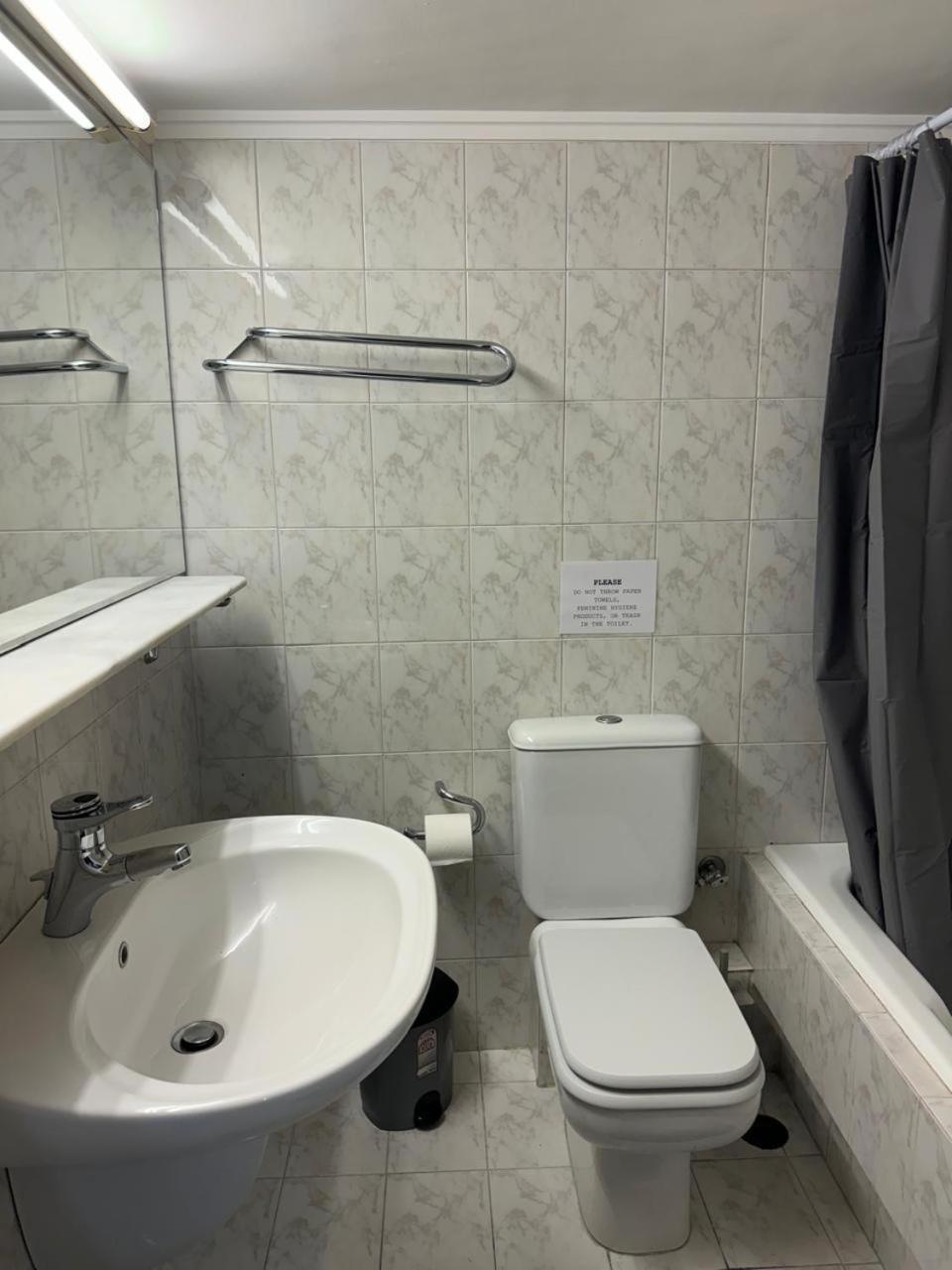 2nd Floor In Koukaki Athens