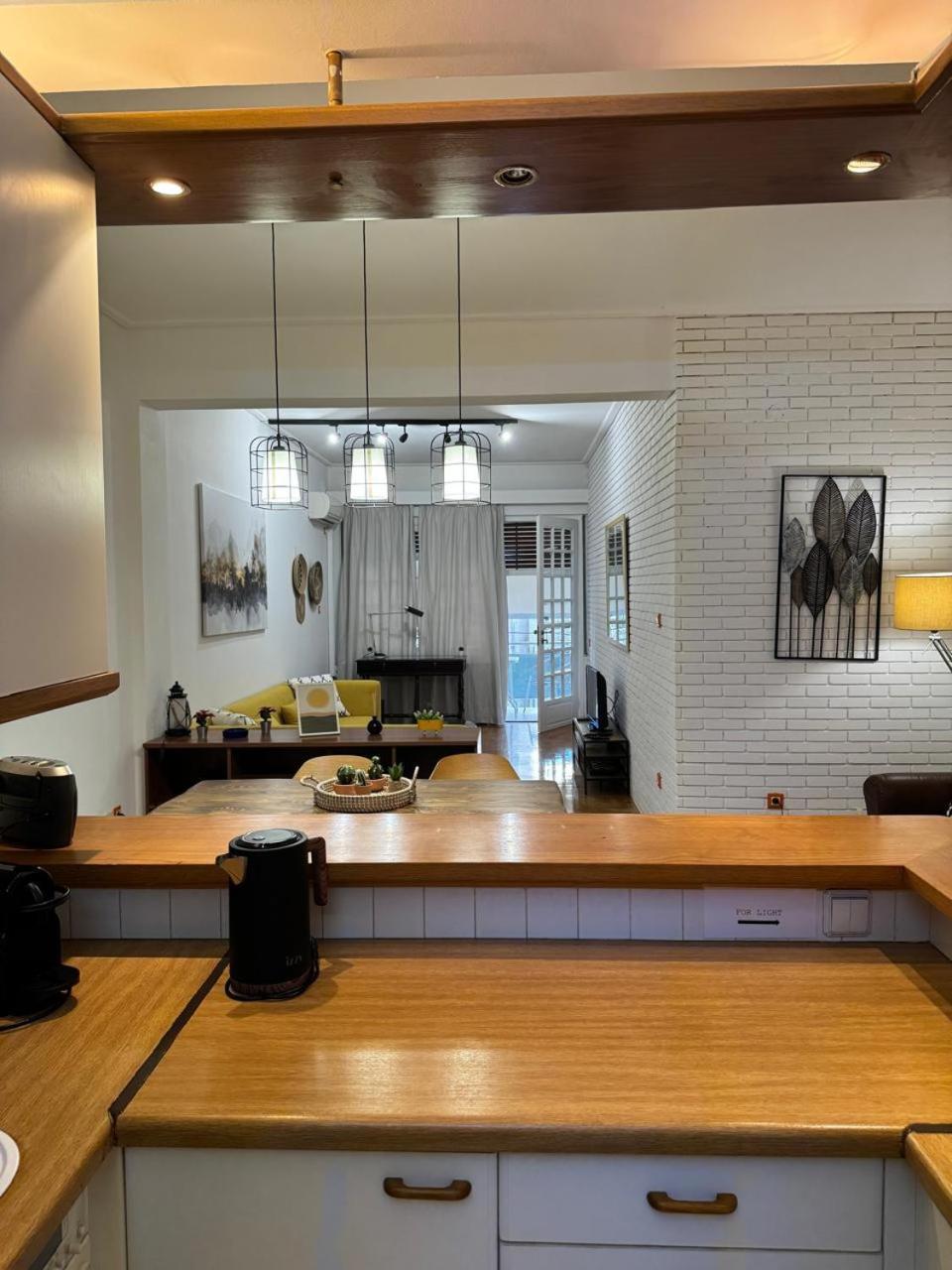 2nd Floor In Koukaki *